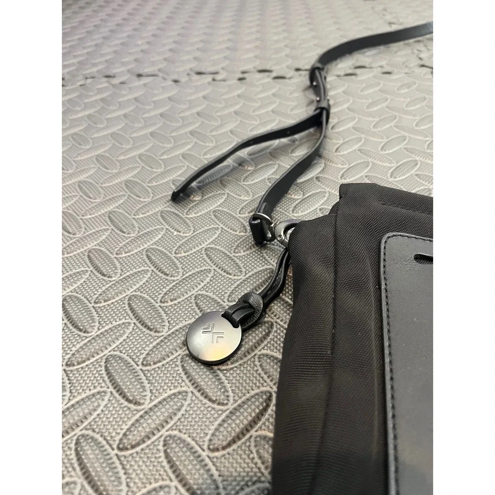 Skagen‎ Crossbody Bag Womens OS Black Nylon Leather Trim Minimalist Messenger
